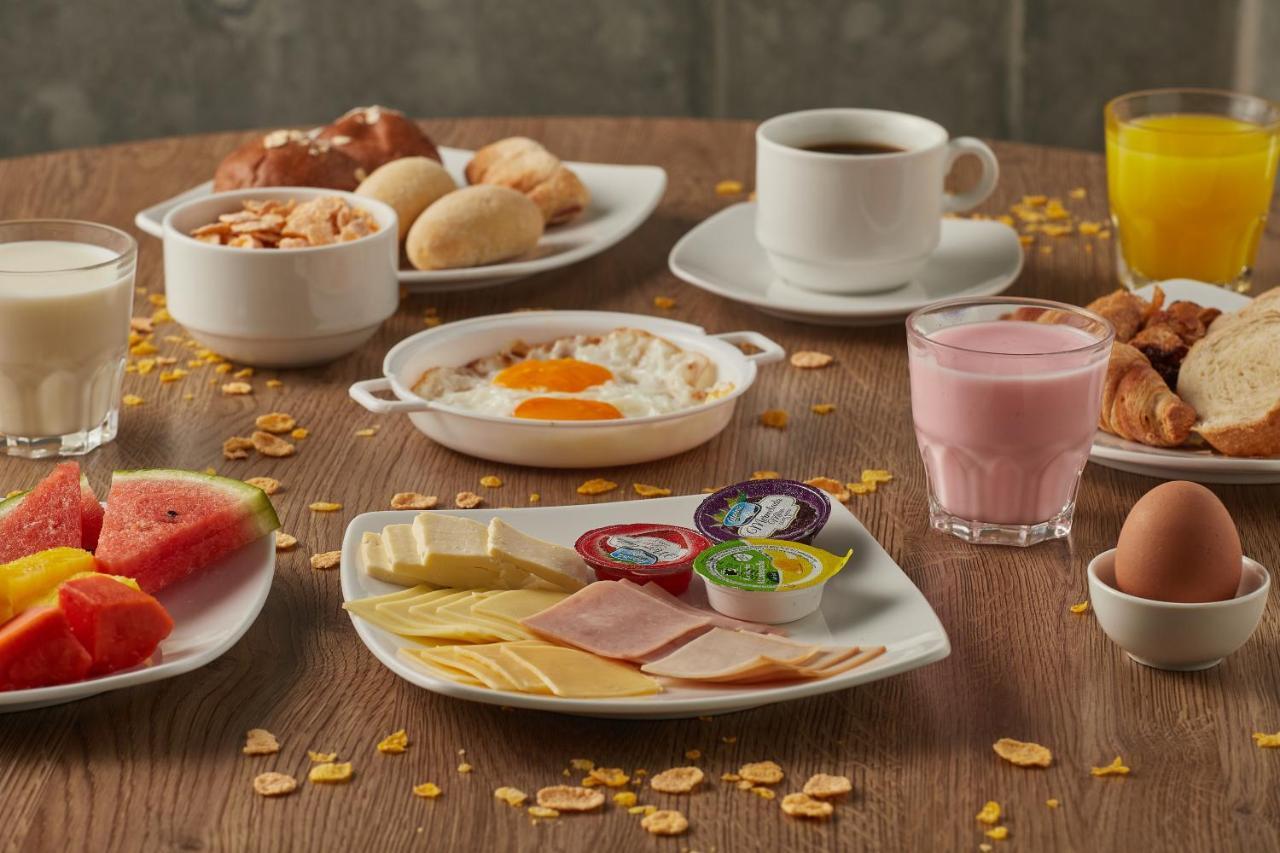 Hotel Ibis Cali Granada المظهر الخارجي الصورة
