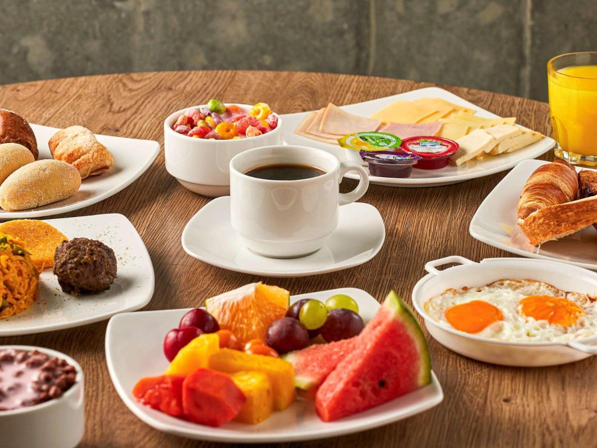 Hotel Ibis Cali Granada المظهر الخارجي الصورة